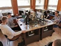 zdjęcie nr 15 - Uczniowie Elektryka próbowali swoich sił na Politechnice Częstochowskiej