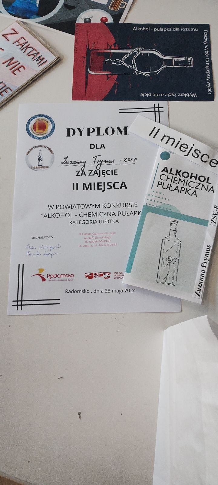 zdjęcie nr 2 - Uczniowie Elektryka z nagrodami