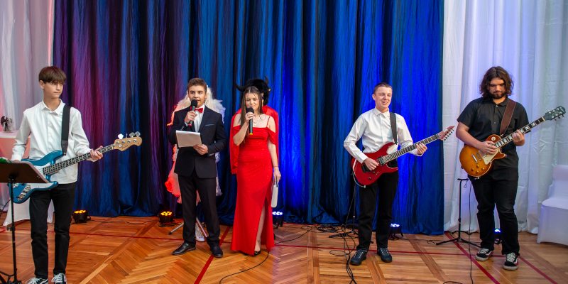 występów muzycznych utalentowanych artystów