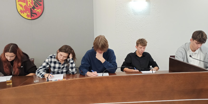  Uczniowie podczas testu wiedzy